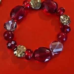Elegant Red Faceted Crystal Beads With Hammered Gold Accent Bracelet